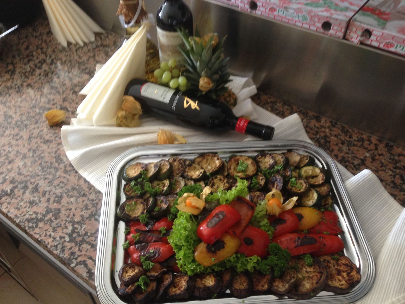 Antipasti-Platte vom Buffet