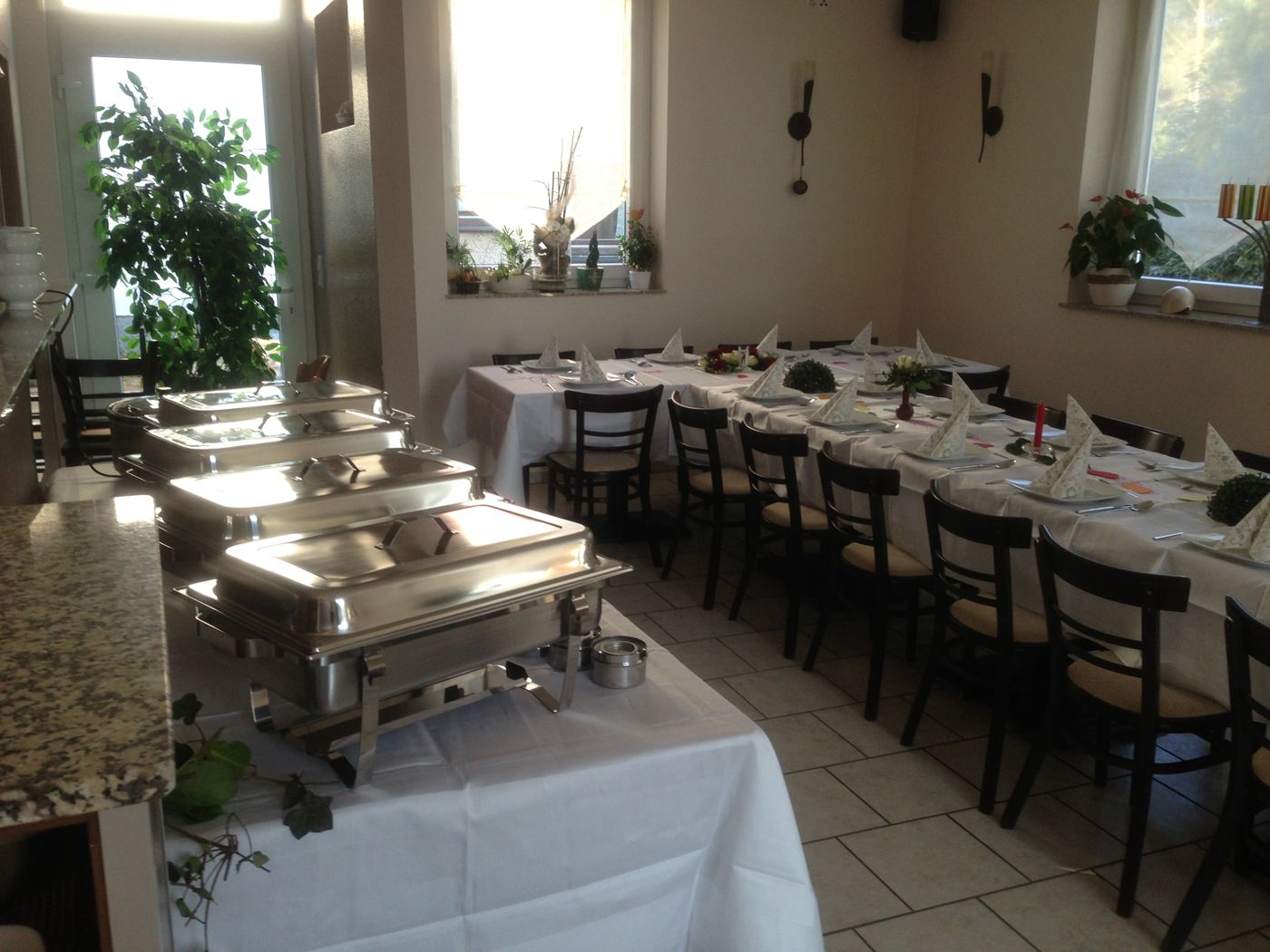 Gastraum der Pizzeria bei Peppino